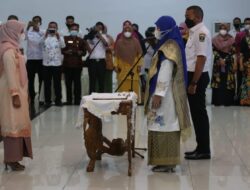 Zulmiyetti Zul Elfian Dilantik Menjadi Ketua Dekranasda Kota Solok