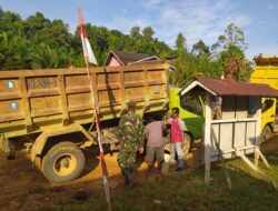 Satgas TMMD 110/ Kodim 1201 Pastikan Bahan Bakar Truk Pengangkut Material Tetap Terisi