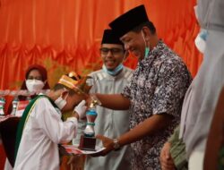 Bupati Pessel Hadiri Wisuda 50 Orang Hafidz Quran Rumah Tahfidz Ibnu Jannah Painan