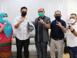 Ketua DPRD Sumbar Tegaskan Keterbukaan Informasi Publik