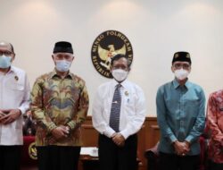 Gubernur Sumbar Datangi Menkopolhukam Terkait Pembangunan Monumen yang Tertunda