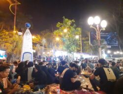 Tugu Gempa, Tujuan Yang Tepat Untuk Malam Mingguan