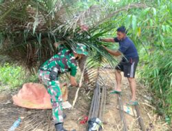 Anggota Satgas TMMD 110/ Kodim 1201 Dirikan Pondok dari Daun Pepohonan