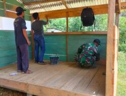 Satgas TMMD 110/ Kodim 1201 Bersama Warga Percantik Pos Kamling