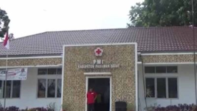 PMI Pasbar Optimalkan Pelayanan Desinfektan Gratis