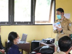 Berikan Penyuluhan Kesehatan, Satgas TMMD 110/ Kodim 1201 Gandeng Dinkes Landak