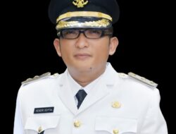 Hendri Septa Jadi Plt Wali Kota Padang