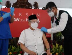 Ma’ruf Amin Jalani Vaksinasi Tahap ke Dua