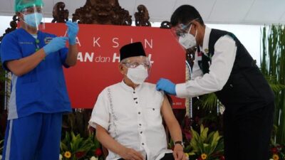 Ma’ruf Amin Jalani Vaksinasi Tahap ke Dua