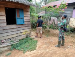 Anggota Satgas TMMD 110/ Kodim 1201 Anjangsana ke Rumah Warga