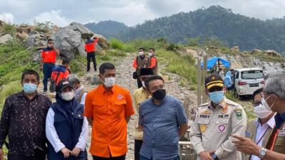 Pesona Wisata Mandeh Pukau Kepala BNPB