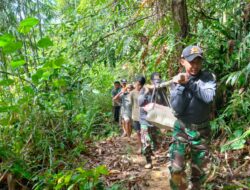 Ngopi Bareng di Waktu Luang Kesibukan TMMD Kodim 1201