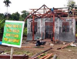 Budaya Gotong Royong Warga Kampung Dorba Tak Pernah Luntur
