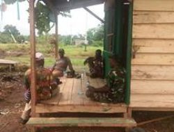 Warga Kampung Dorba Hargai Kehadiran Satgas TMMD Ditengah-tengahnya