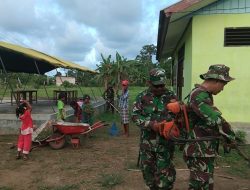 Satgas TMMD Kodim Sarmi Bersama Warga Kampung Dorba Laksanakan Pembabatan Rumput