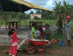 TMMD: Anak-anak Kampung Dorba Terapkan Jiwa Kegotong-royongan