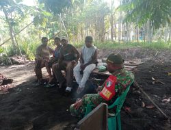 Danramil Beri Pesan Warga dan Satgas TMMD Kodim Sarmi Agar Terus Bersinergi