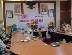 Kota Solok Terima Penghargaan Kota Layak Anak Kategori Madya