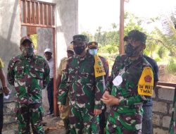 Kepala Kampung Dorba Dampingi Dansatgas Lakukan Pengecekan di Lokasi TMMD