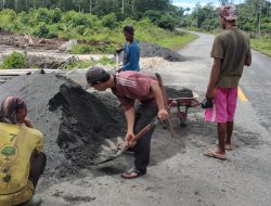 TMMD: Semangat Merah Putih Warga Kampung Dorba dalam Kegiatan Pembangunan