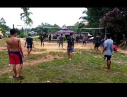 Satgas TMMD Ke 111 Kodim 1202/Skw Memanfaatkan Waktu Sore Untuk Berolahraga.