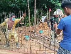 Satgas TMMD Ke- 111 Bersama Warga Rangkai Besi