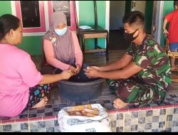 Satgas TMMD Regtas Ke 111 Kodim 1202/Skw Membantu Orang Tua Asuh.