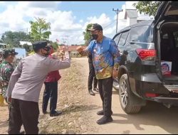 Bupati Datang Ke Lokasi TMMD Regtas Ke 111 Kodim 1202/Skw