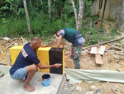 Dibantu Warga, Satgas TMMD Ke-111 Kodim 1202/Singkawang Cat Jembatan Box