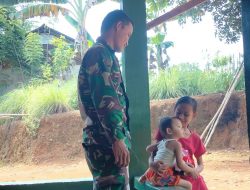 Komunikasi Sosial, Satgas TMMD Ke 111 Kodim 1202/Singkawang Bermain Dengan Anak-Anak