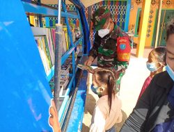 Gairahkan Minat Baca Anak, Dansatgas Operasikan Mobil Pintar Di Lokasi TMMD Regtas Ke 111 Kodim 1202/Skw.