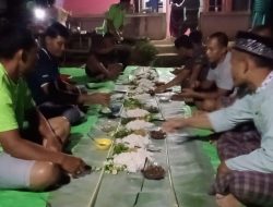 Acara Syukuran Diwarnai Dengan Makan Bersama.