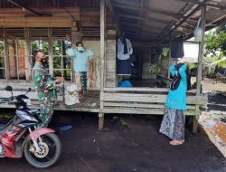Satgas TMMD Ke-111 Kodim 1207/Pontianak Bagikan Masker dan Berikan Wawasan Bahaya Covid-19