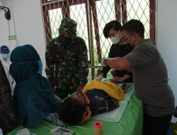 Kodim 1207/Pontianak Gelar Khitanan Masal di Lokasi TMMD Ke-111