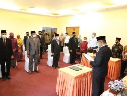 Pemko Solok lantik 4 Pejabat  Administrator dan 9 Pejabat Pengawas