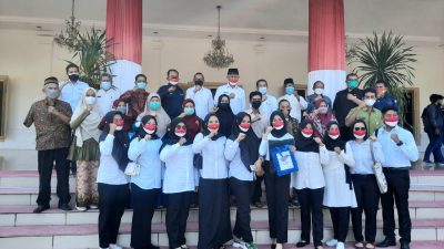 Perdana ! 6 Lulusan PBK BLK Padang Berangkat ke Jepang