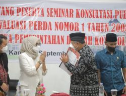 Wako Buka Seminar Konsultasi Publik Kajian Evaluasi Perda Tentang Etika Pemerintah Daerah Kota Solok