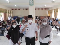 Wawako Kunjungi Gebyar vaksin di SMPN5 Kota Solok