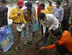 Gerakan Tanam 1500 Bibit Bambu, Sebagai Penanggulangan Bencana Banjir