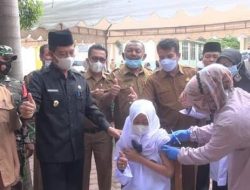 Pemda Pasbar Gelar Gebyar Vaksinasi Pelajar Risnawanto: Jika Ingin Pintar, Maka Harus Sehat