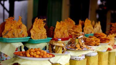 Cobain Jajanan Pasar yang Ada di Sumbar, Yuk!
