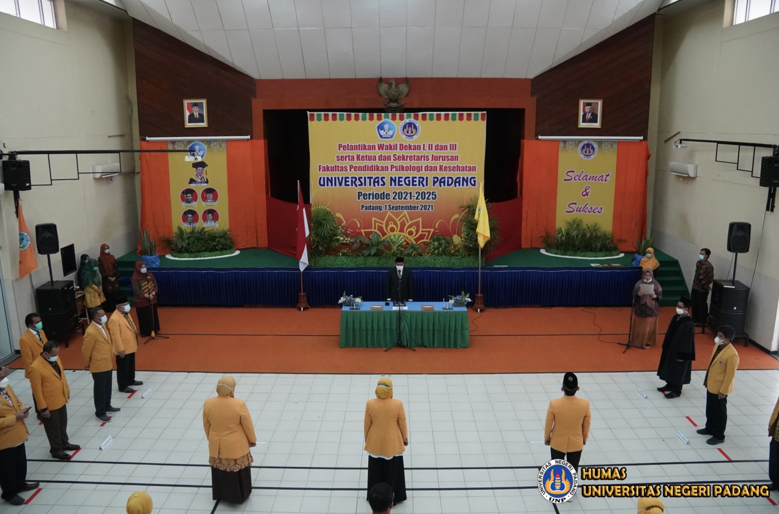 Rektor UNP Lantik Pimpinan Fakultas Pendidikan Psikologi dan Kesehatan