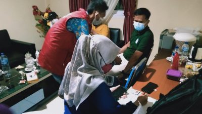 PON XX 2021 : Kontingen Sumbar Jalani RDT Malaria di Mimika