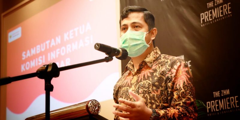 Ketua Komisi Informasi Sumatera Barat Nofal Wiska. Foto : Istimewa