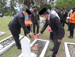 Pemko Solok Gelar Upacara Peringatan Hari Pahlawan