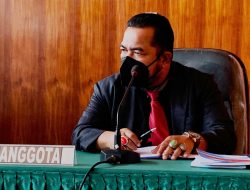 Pemko Padang Mangkir Sidang Pertama KI Sumbar