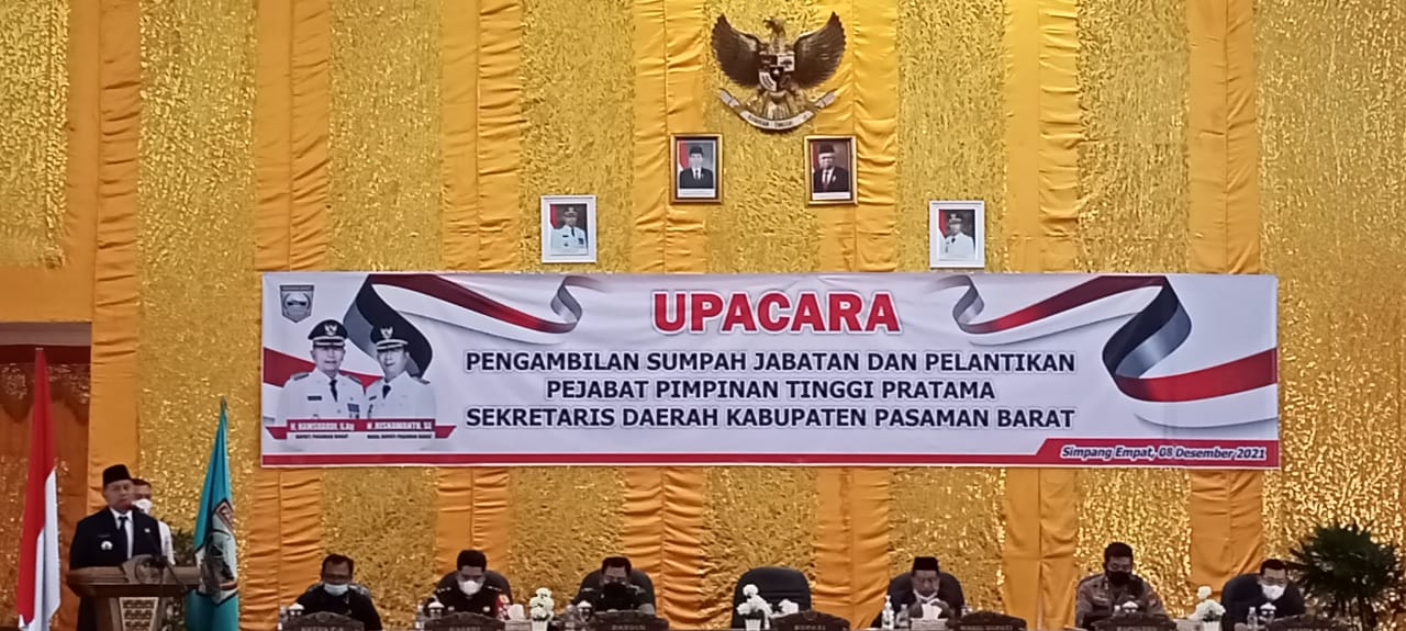 Hendra Putra Jabat Sekda Pasbar Hamsuardi : Jalani Tugas Dengan Baik dan Konsisten