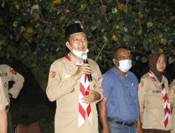Kakwarcab 0317 Pasbar Pimpin Upacara Api Unggun PWC di Muaro Sasak