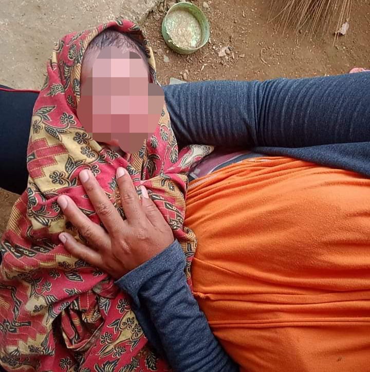 Bayi Perempuan Tanpa Sehelai Kain, Ditemukan di Teras Rumah Warga