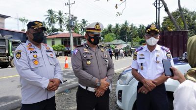 Atasi Angkutan ODOL, Dishub Pasbar Gelar Razia Gabungan bersama Satlantas Polres